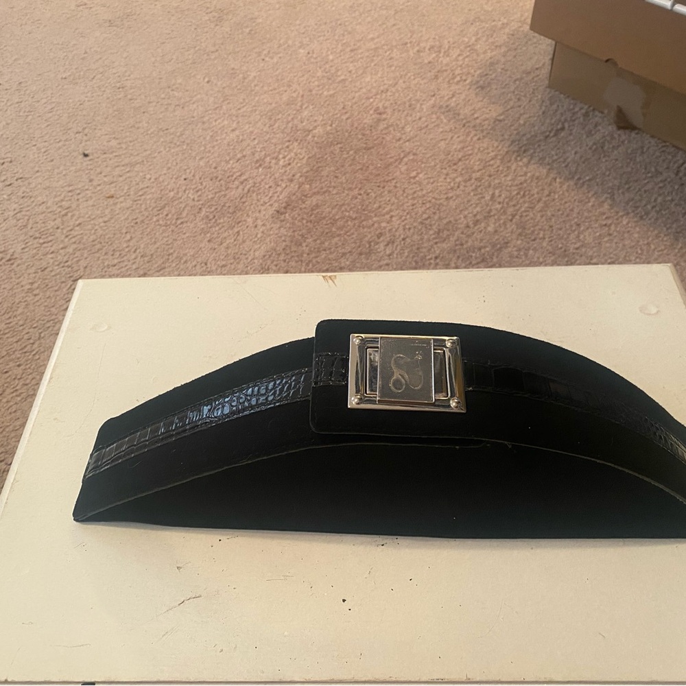 White House Black Market Wide Elastic Belt with Silver Buckle - Beige/Black